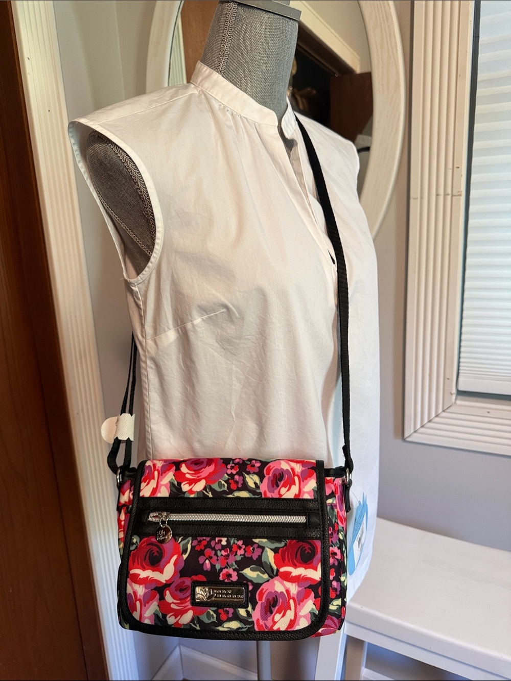 Lilly Bloom crossbody bag